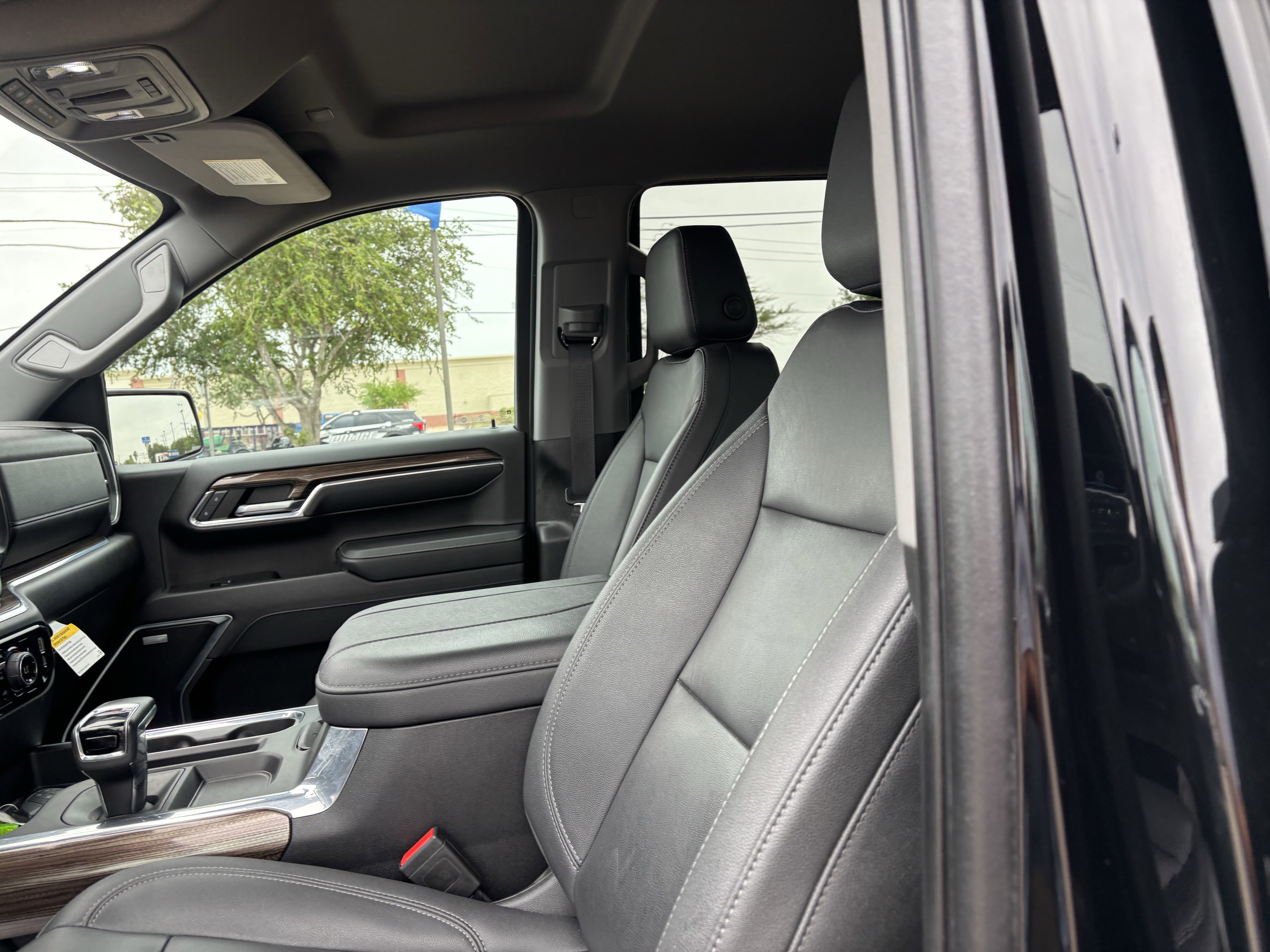 Used 2023 Chevrolet Silverado 1500 RST RWD image 11