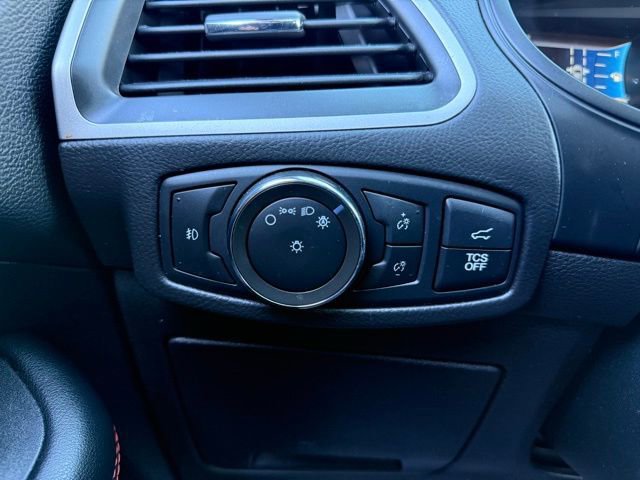 Certified 2022 Ford Edge ST-Line image 32