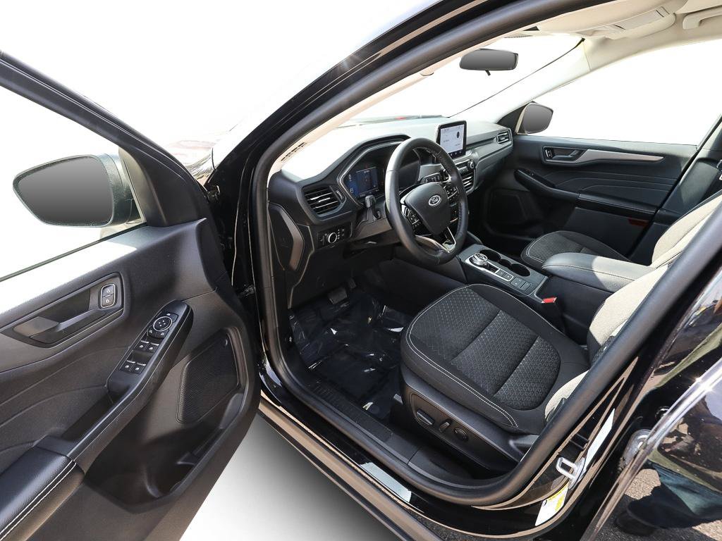 Certified 2023 Ford Escape Active AWD/4WD image 12
