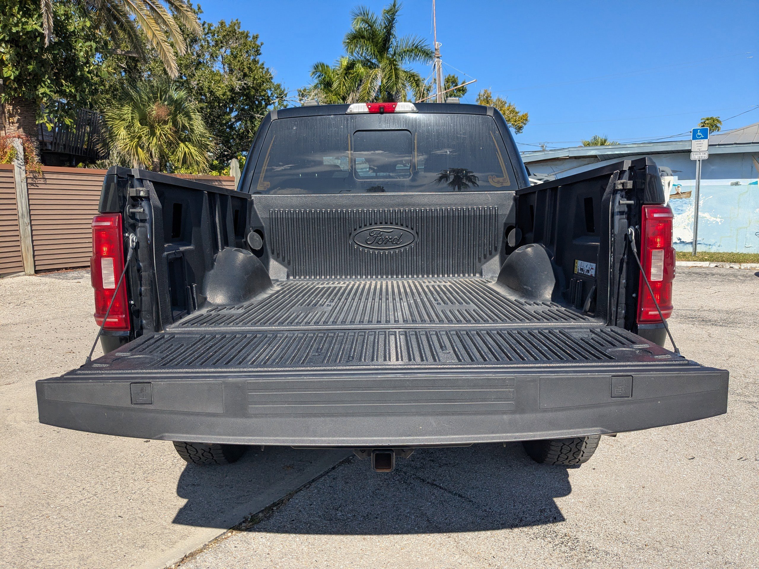 Certified 2022 Ford F150 XLT w/ Equipment Group 302A High image 14