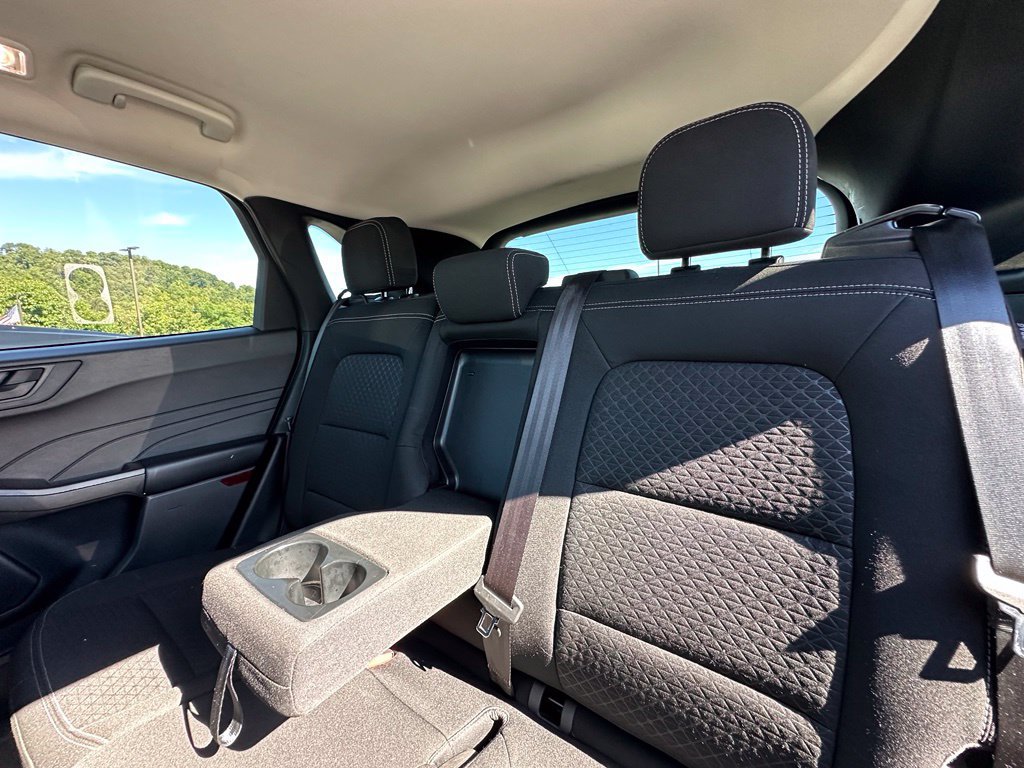 Certified 2025 Ford Escape Active AWD/4WD image 17