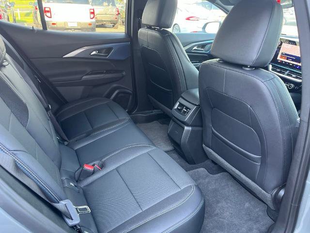 Used 2024 Chevrolet Equinox EV LT FWD image 13