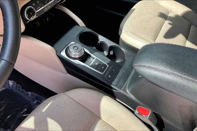 Certified 2022 Ford Escape SEL AWD/4WD image 14