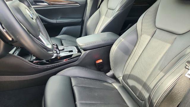 Used 2023 BMW X4 xDrive30i w/ Parking Assistance Package image 12
