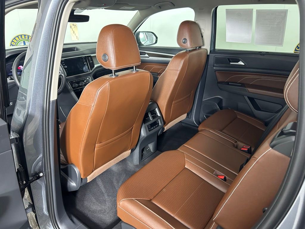 Used 2023 Volkswagen Atlas SE AWD/4WD image 14
