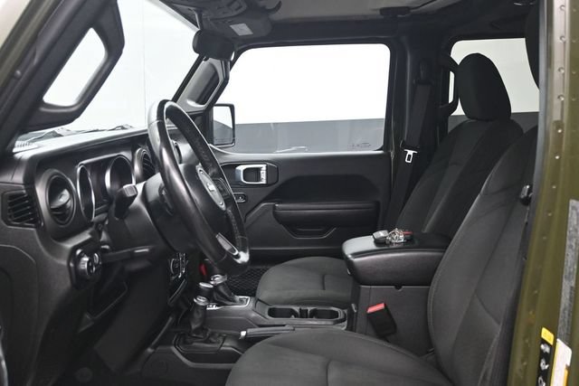 Used 2023 Jeep Gladiator Sport AWD/4WD image 6