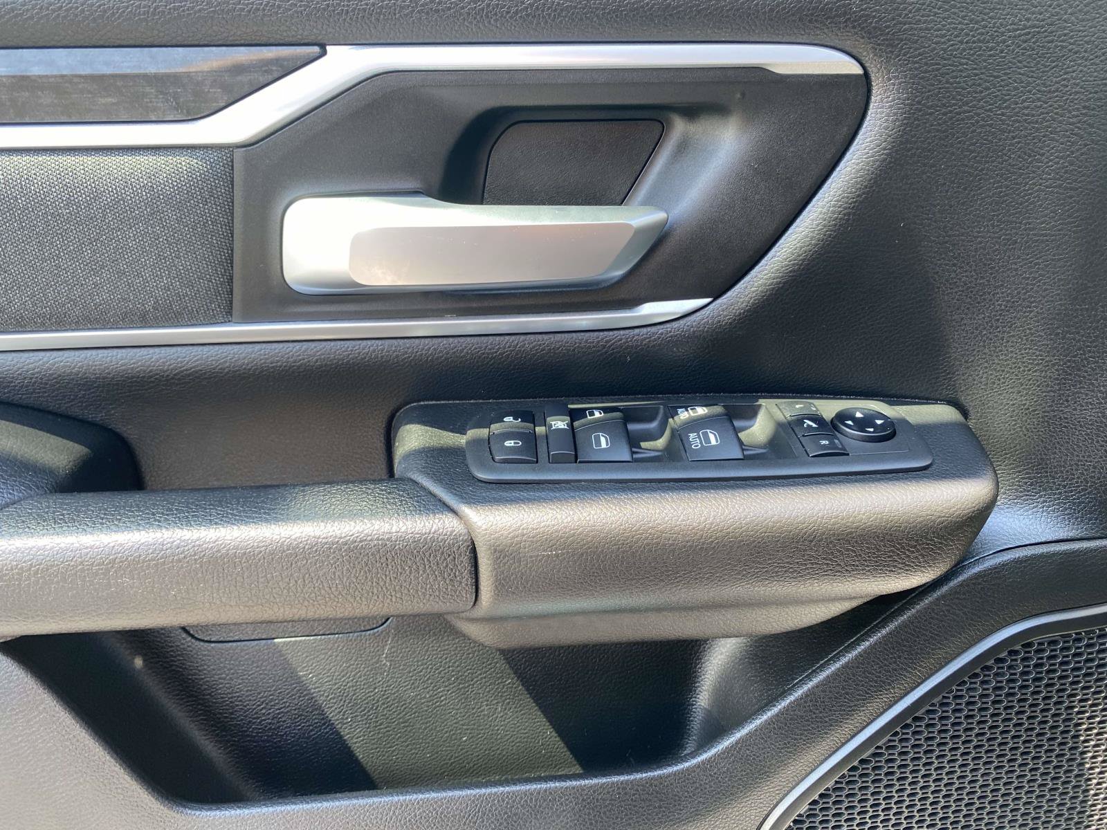 Used 2022 RAM 1500 Big Horn AWD/4WD image 17