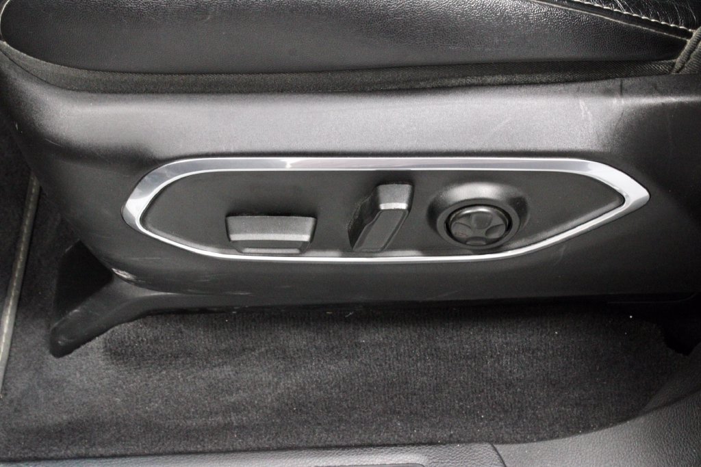 Used 2023 Jeep Wagoneer 2WD image 25
