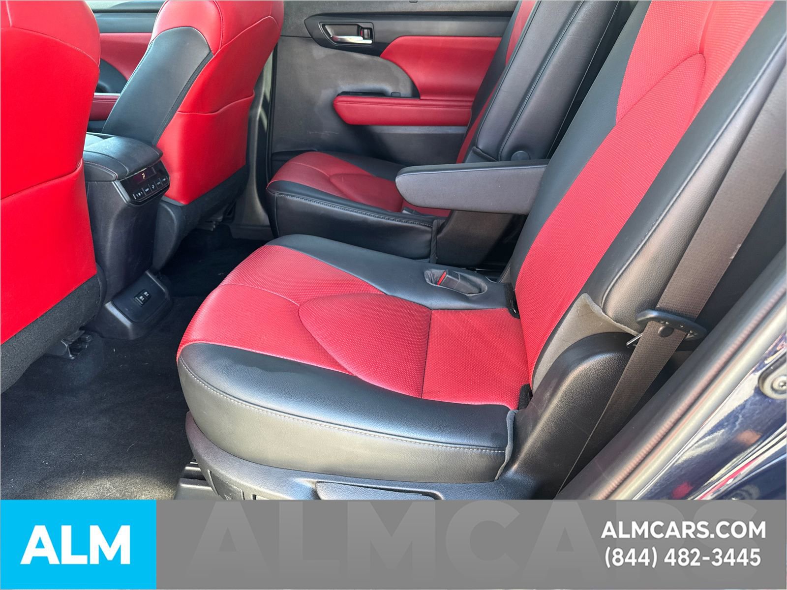 Used 2021 Toyota Highlander XSE image 24