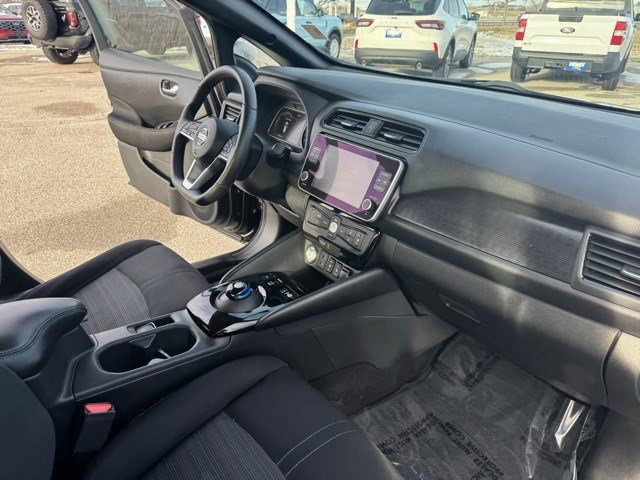 Used 2020 Nissan Leaf SV w/ SV Technology Package image 35
