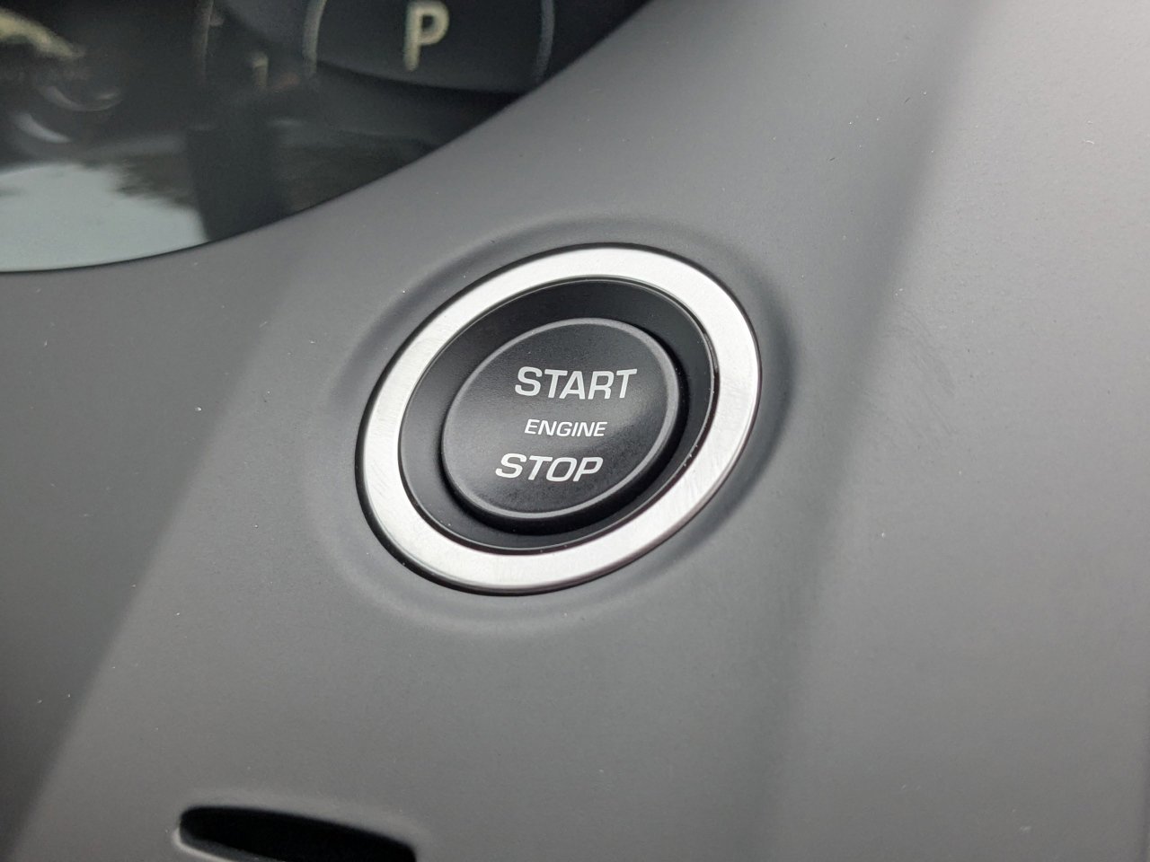 Used 2020 Jaguar E-PACE Checkered Flag image 33