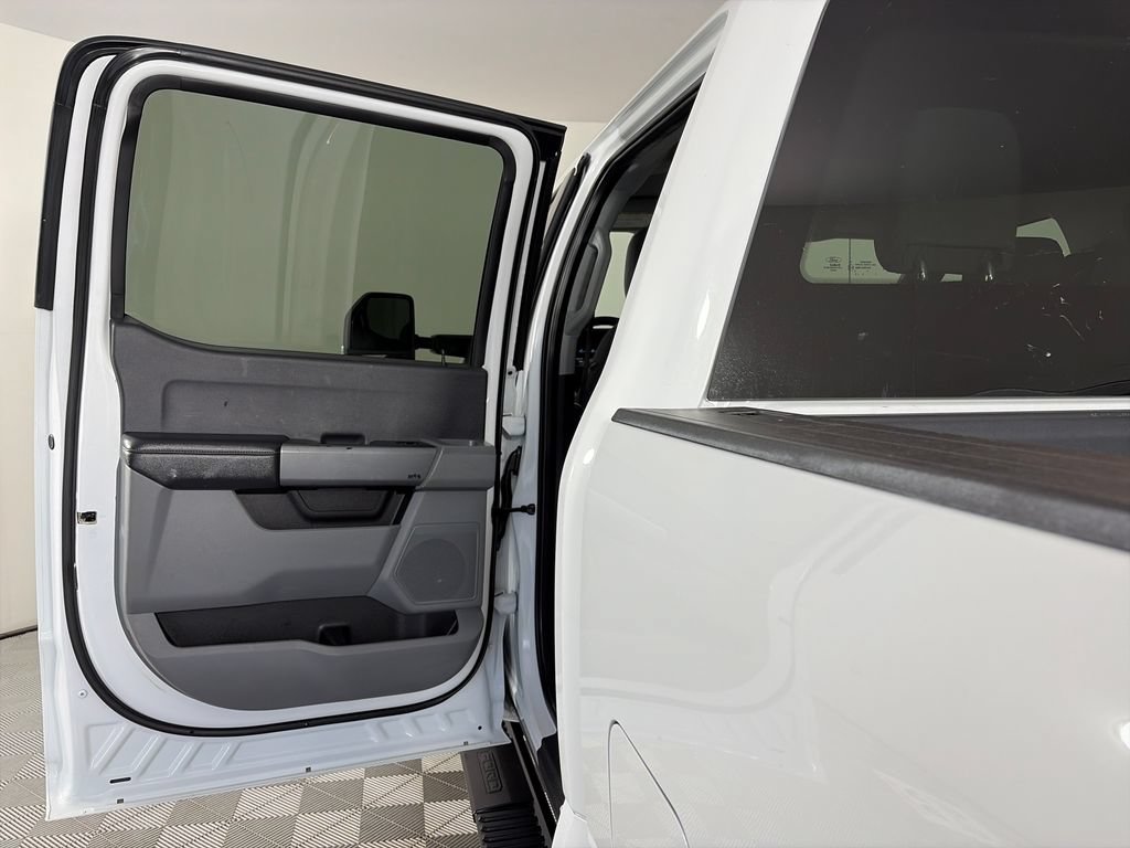 Certified 2024 Ford F350 XLT AWD/4WD image 12