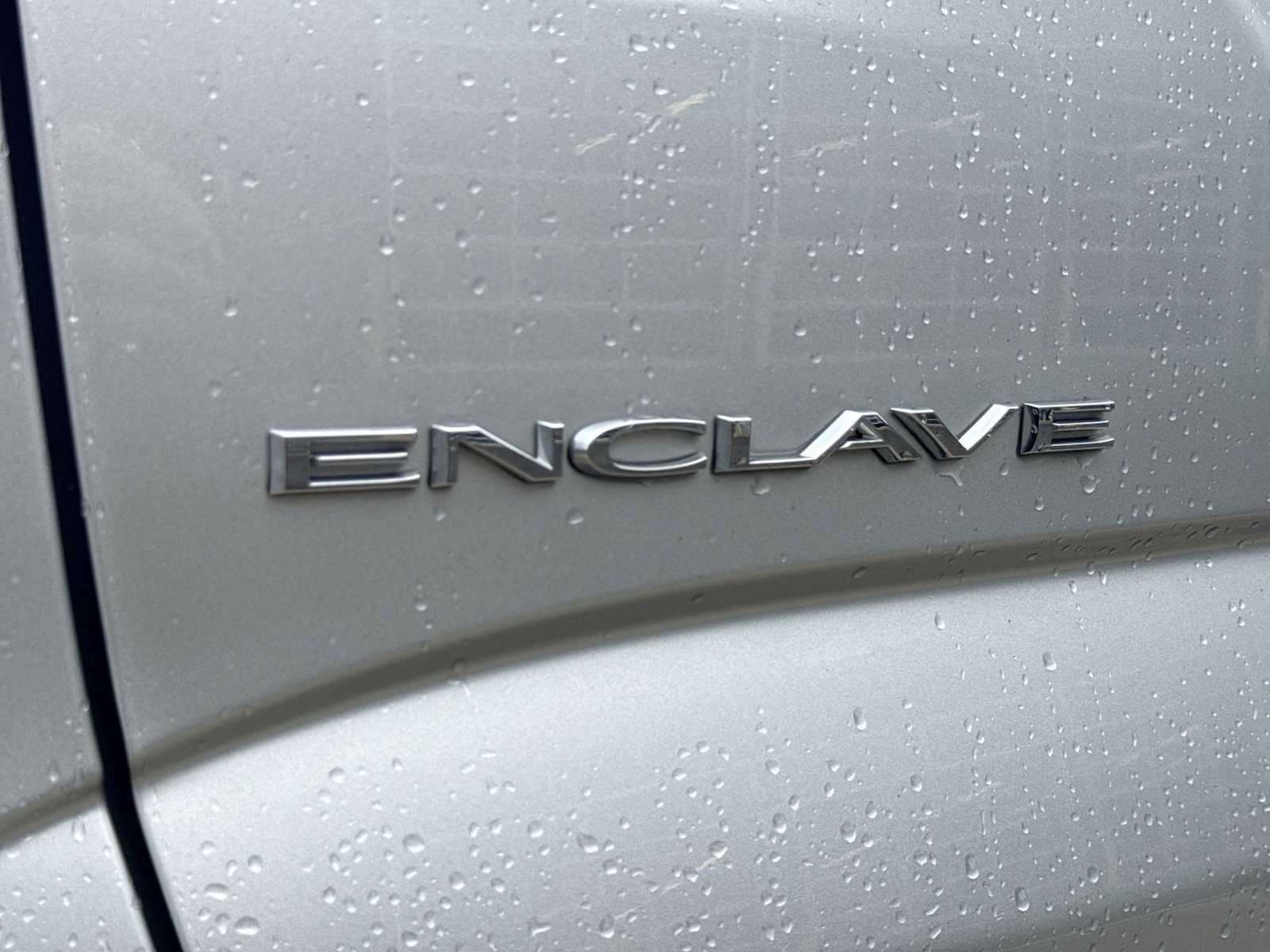 Used 2020 Buick Enclave Premium w/ Sun and Sites Package FWD image 12