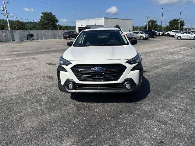 Used 2025 Subaru Outback Onyx Edition AWD/4WD image 2
