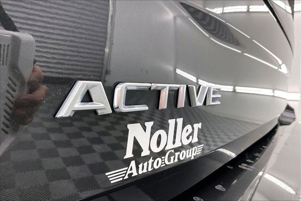 Certified 2025 Ford Expedition Active AWD/4WD image 8