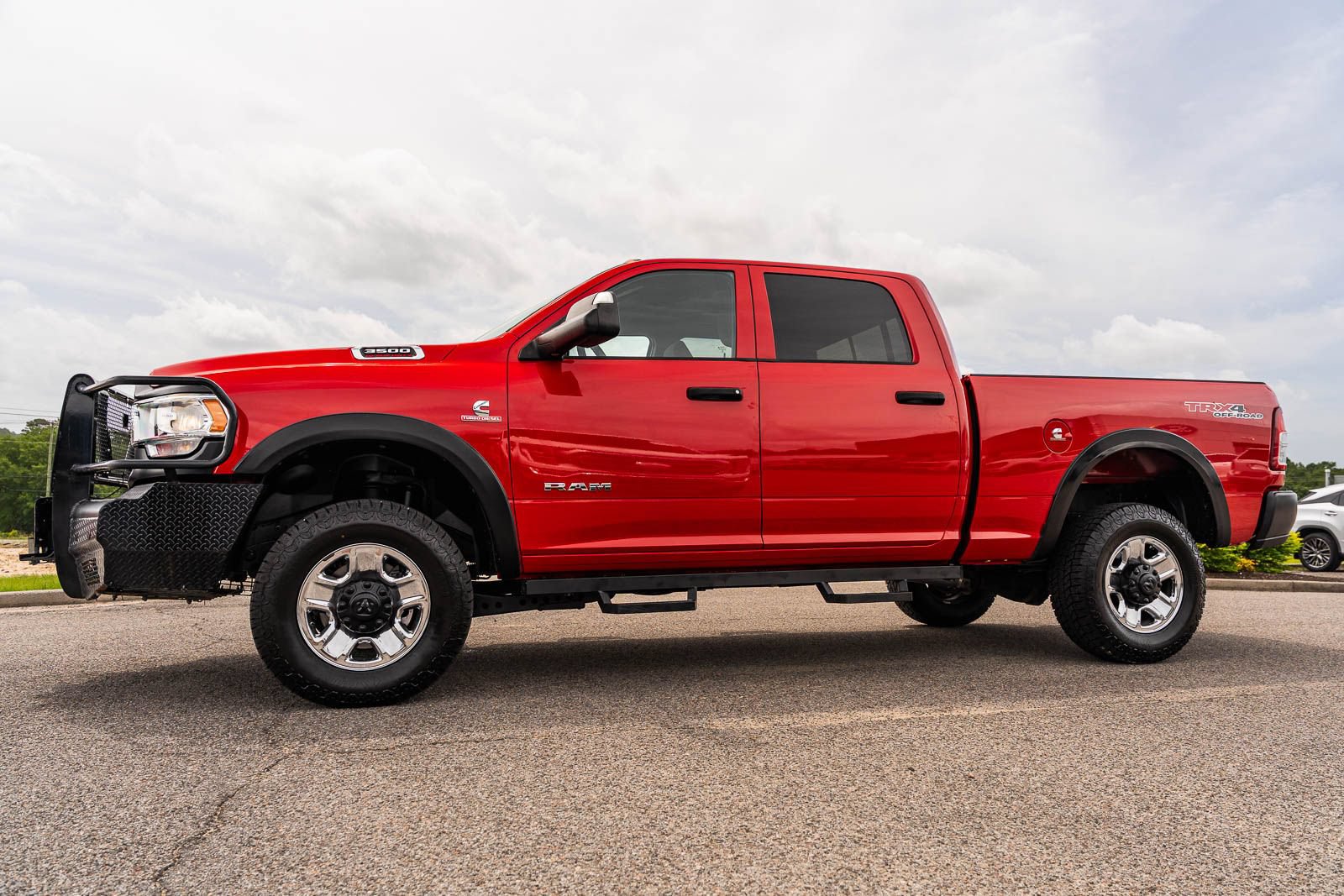 Used 2022 RAM 3500 Tradesman AWD/4WD image 4