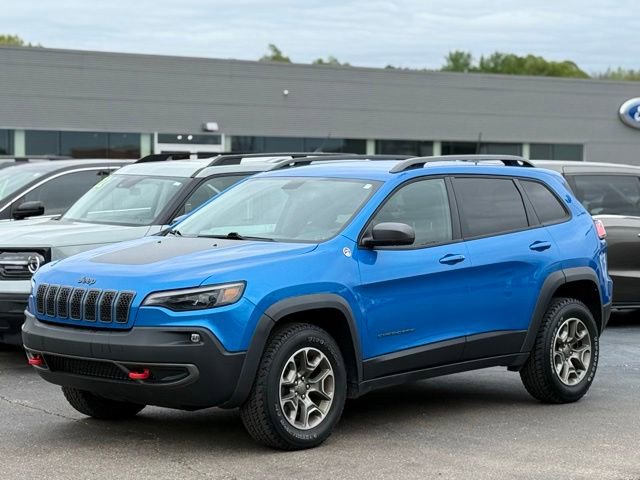 Used 2020 Jeep Cherokee Trailhawk w/ Cold Weather Group AWD/4WD image 31