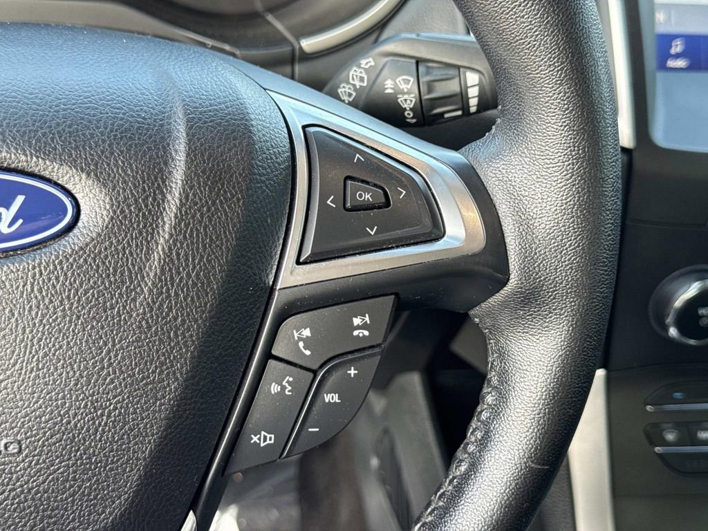 Certified 2020 Ford Edge SEL w/ Convenience Package image 11