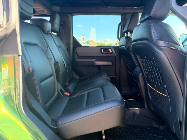 Certified 2023 Ford Bronco Badlands w/ Sasquatch Package AWD/4WD image 28