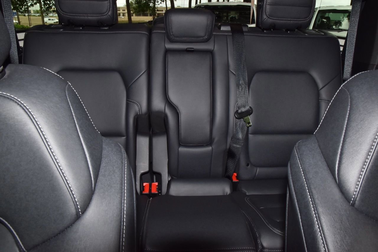 Certified 2025 Ford Bronco Badlands image 23