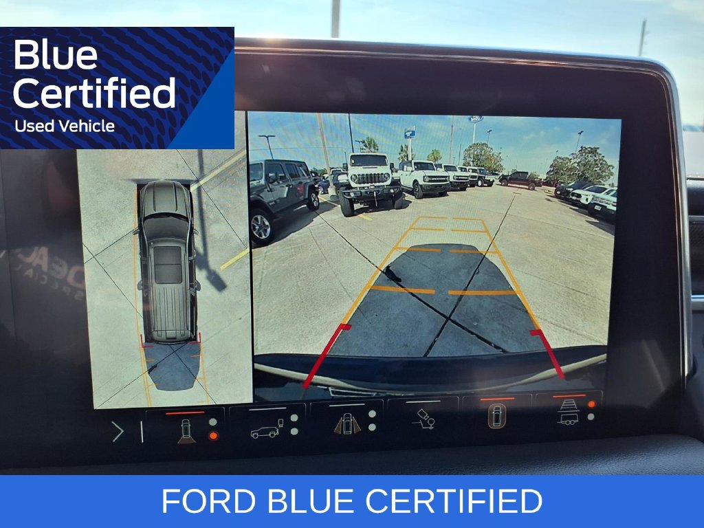 Used 2023 GMC Yukon XL AT4 w/ AT4 Premium Plus Package AWD/4WD image 11