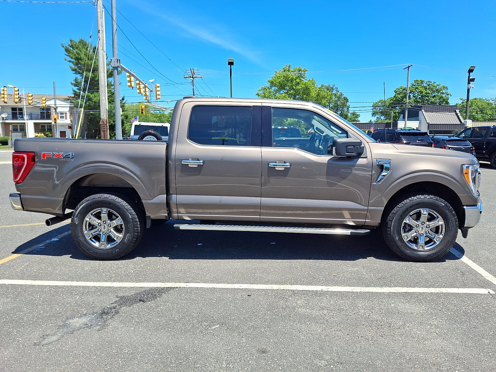 Certified 2022 Ford F150 XLT w/ Equipment Group 302A High AWD/4WD image 12