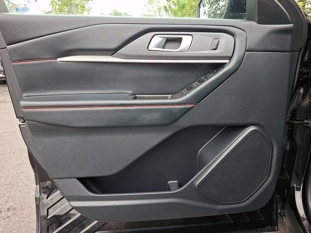 Certified 2025 Ford Explorer ST-Line AWD/4WD image 15
