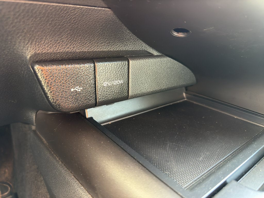 Used 2024 Toyota Camry SE FWD image 25