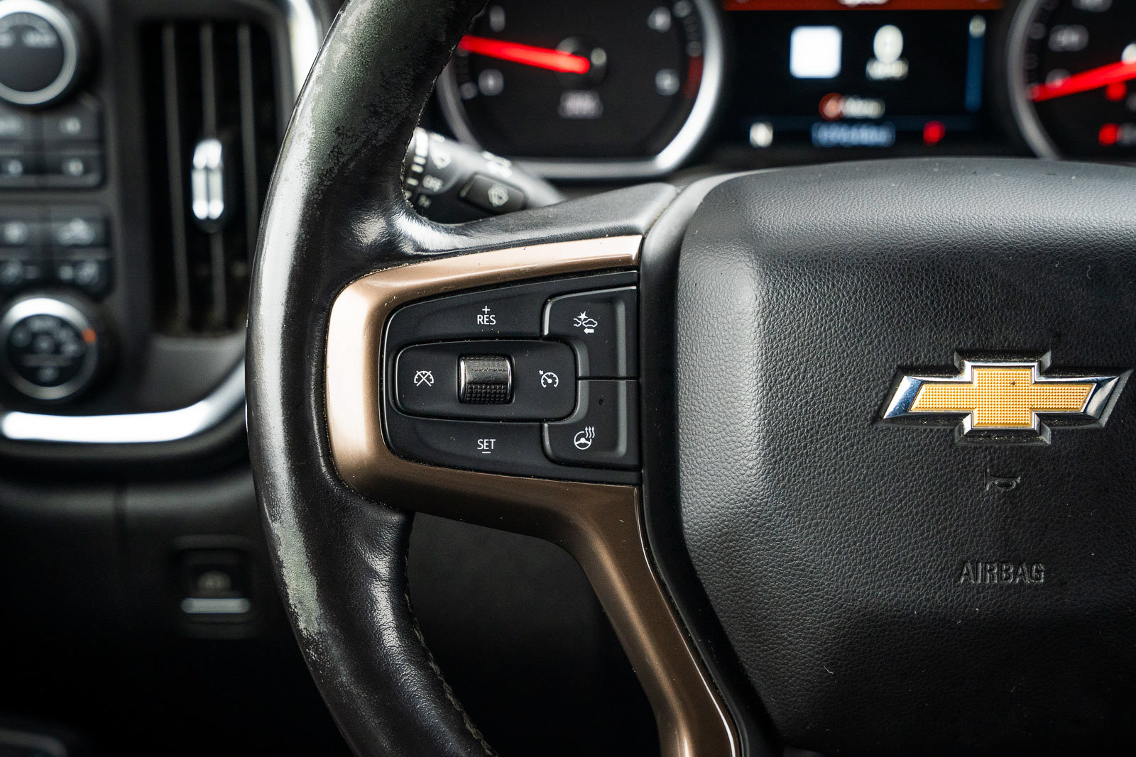 Used 2021 Chevrolet Silverado 3500 High Country AWD/4WD image 25