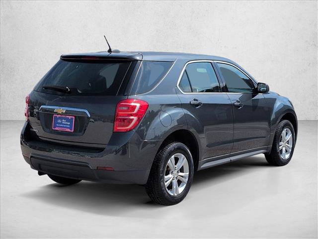 Used 2017 Chevrolet Equinox LS image 3