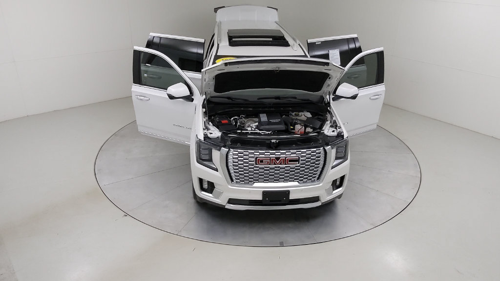 Used 2024 GMC Yukon XL Denali w/ Denali Reserve Package AWD/4WD image 51