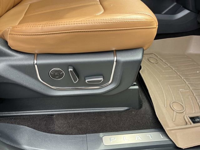 Certified 2022 Ford Expedition Max Platinum RWD image 31