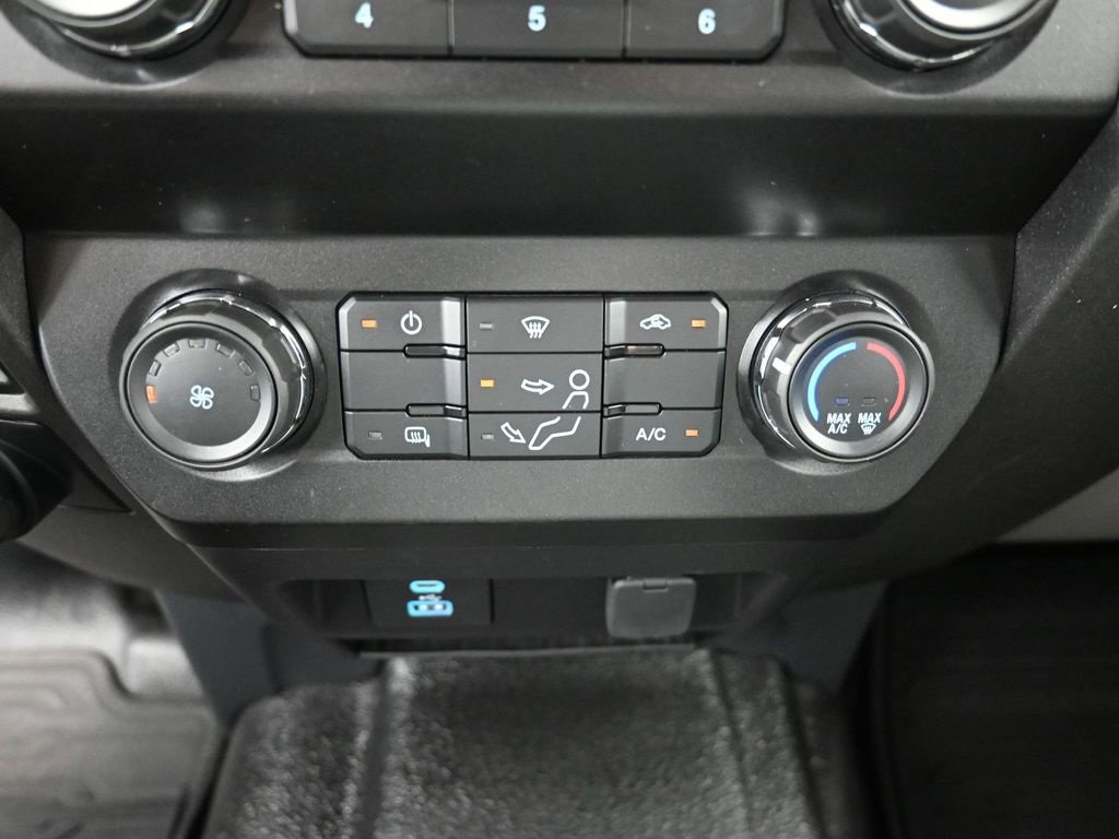 Certified 2022 Ford F250 XL w/ STX Appearance Package image 29