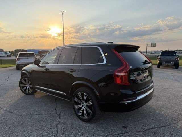 Used 2023 Volvo XC90 T8 Plus w/ Protection Package Premier AWD/4WD image 7