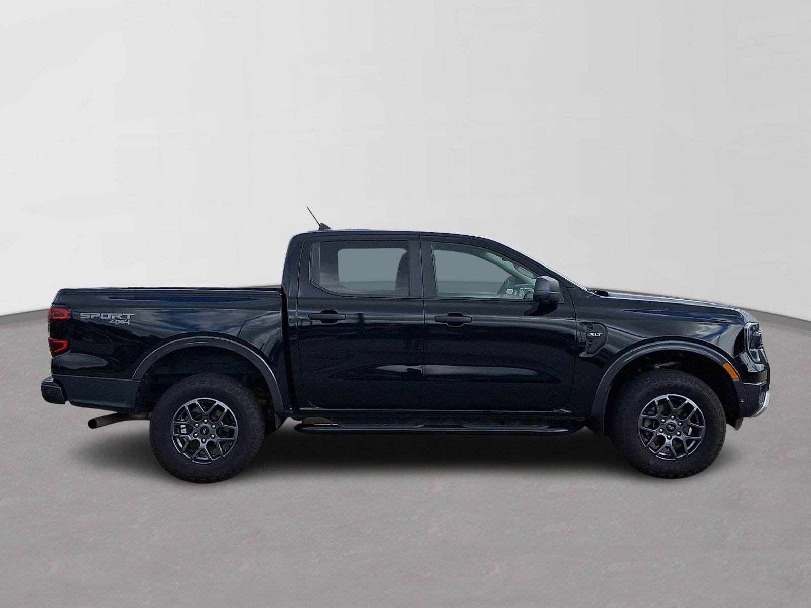 Certified 2024 Ford Ranger XLT w/ Technology Package AWD/4WD image 7