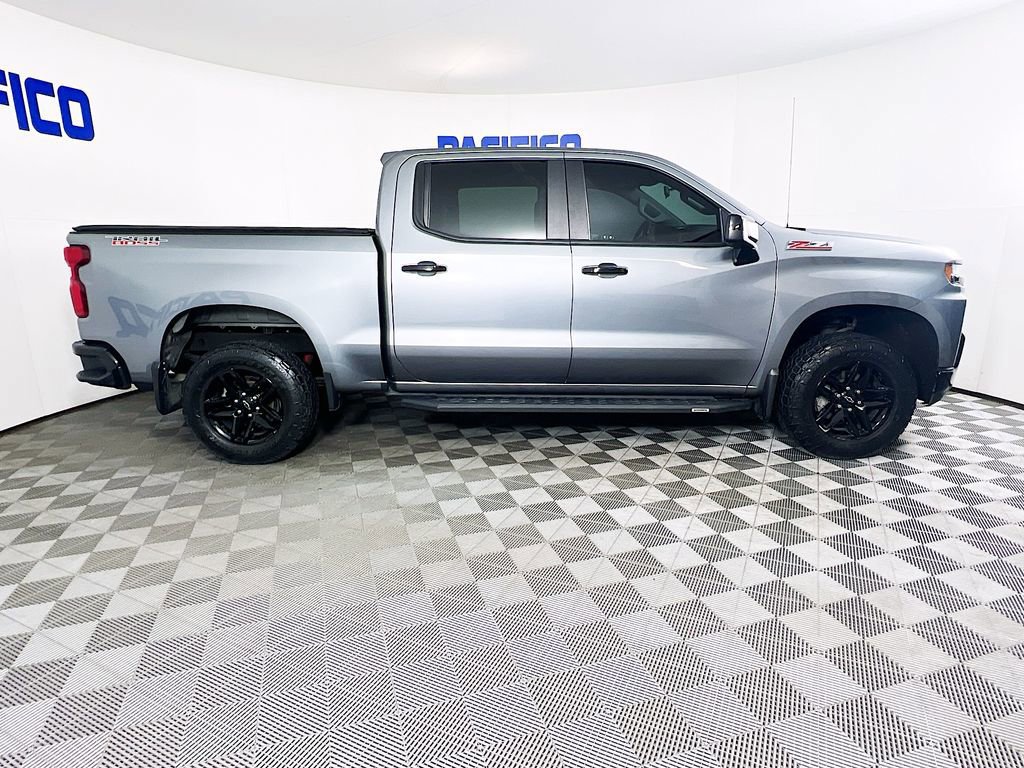 Used 2020 Chevrolet Silverado 1500 LT Trail Boss image 2