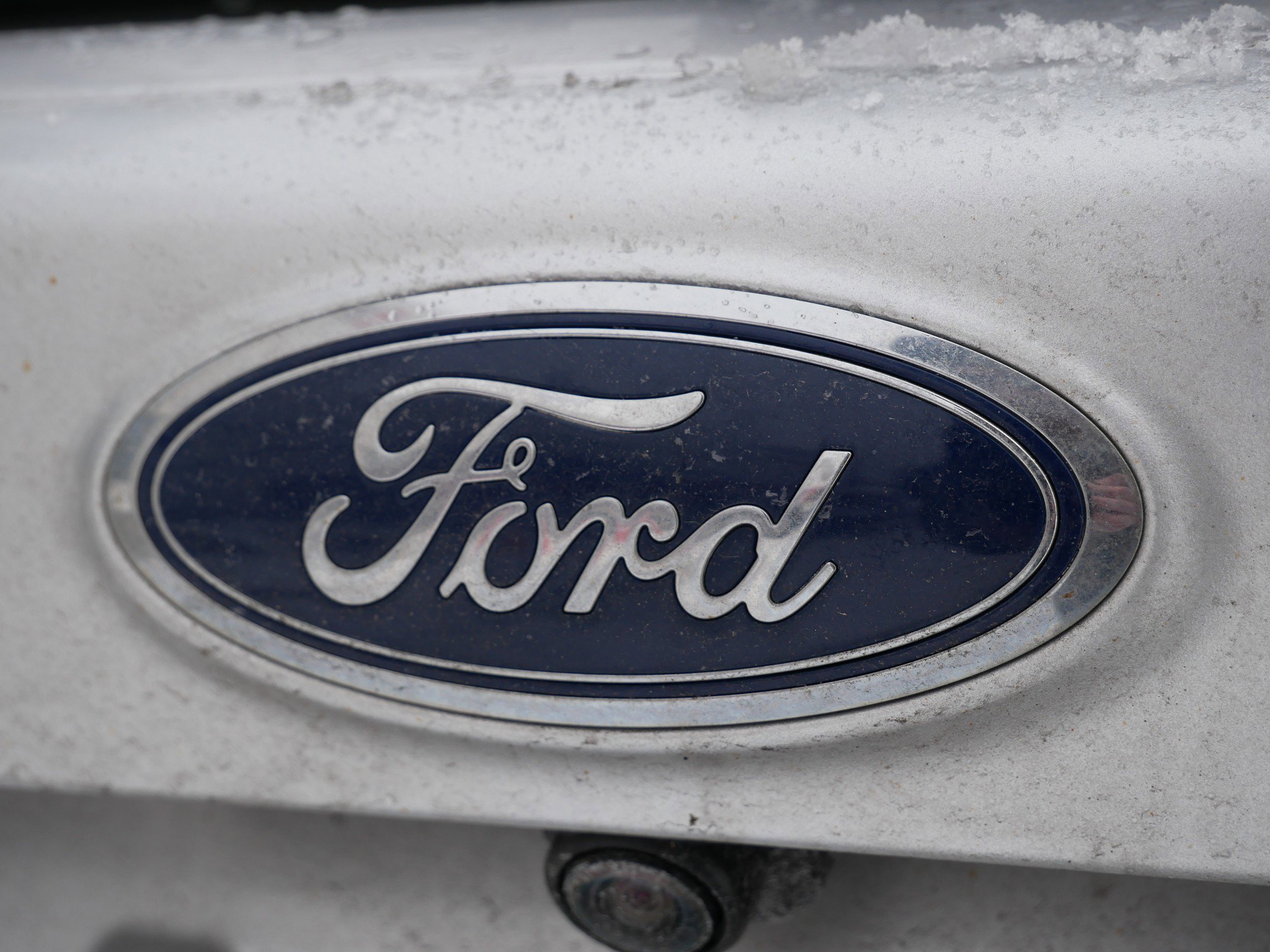 Certified 2019 Ford Escape Titanium image 4