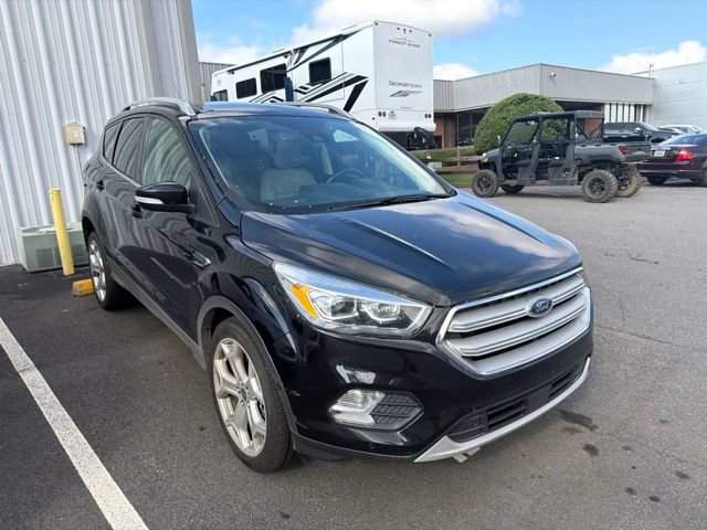 Certified 2019 Ford Escape Titanium FWD image 2