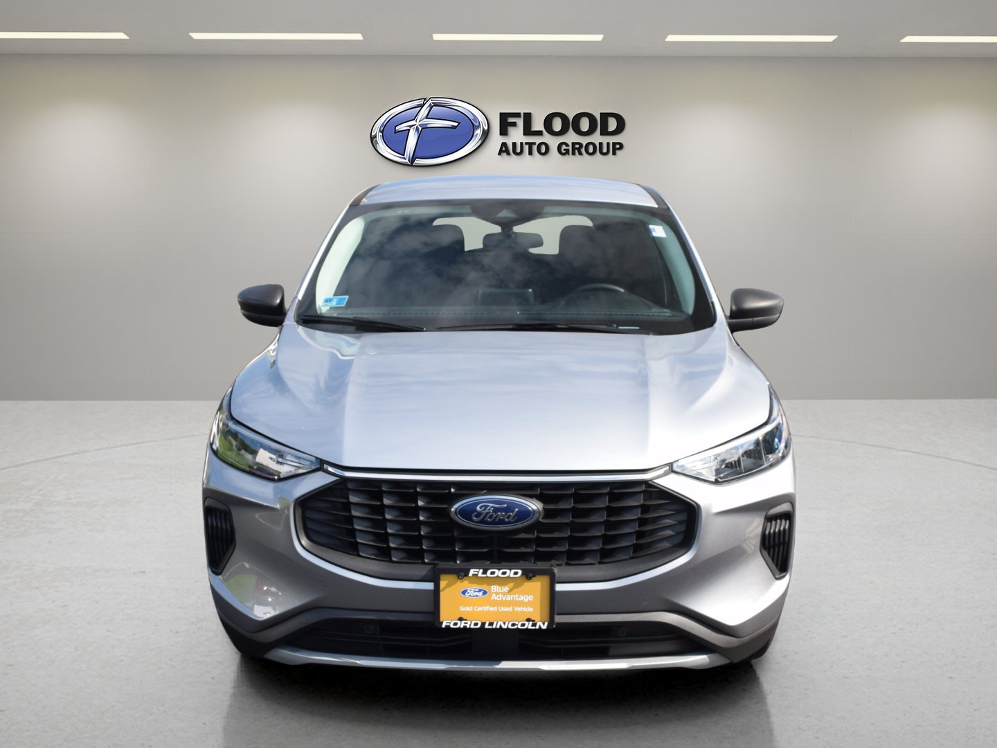 Certified 2023 Ford Escape Active AWD/4WD image 2