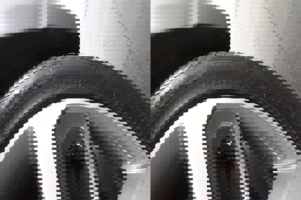 Used 2020 Hyundai Kona Ultimate w/ Cargo Package AWD/4WD image 36