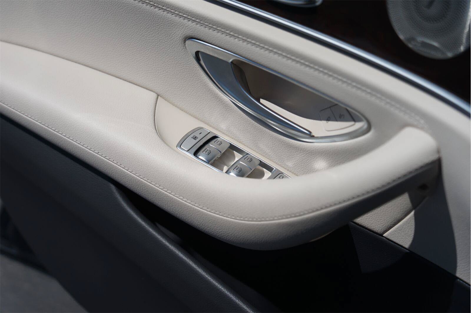 Used 2021 Mercedes-Benz E 350 Sedan image 30