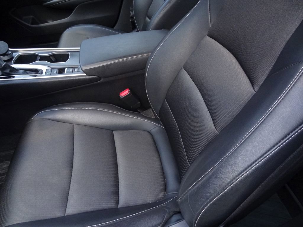 Used 2022 Honda Accord Sport image 7