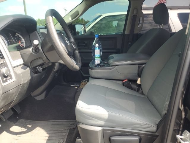 Used 2017 RAM 1500 Express w/ Express Value Package RWD image 6