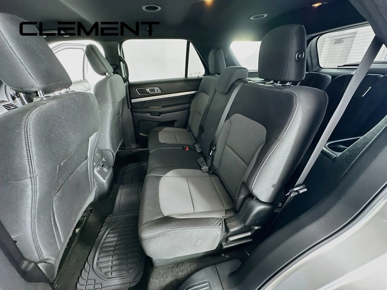Certified 2019 Ford Explorer XLT FWD image 30
