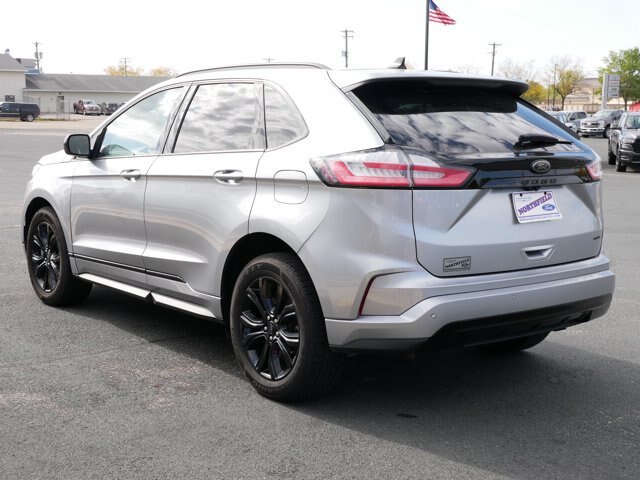Certified 2022 Ford Edge SE w/ Black Appearance Package AWD/4WD image 6