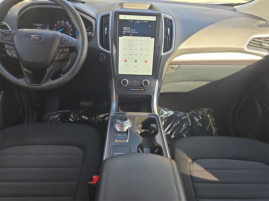 Certified 2022 Ford Edge SE w/ Black Appearance Package image 12