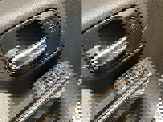 Used 2022 Chevrolet Silverado 3500 LT w/ Convenience Package image 21