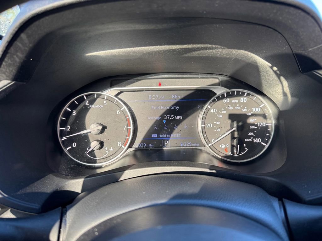 Used 2024 Nissan Altima 2.5 SV image 35