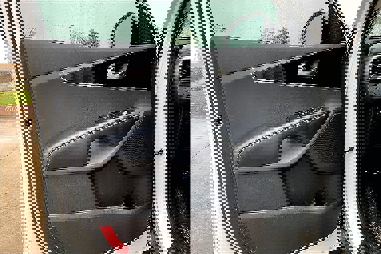 Used 2018 Kia Sorento EX image 22