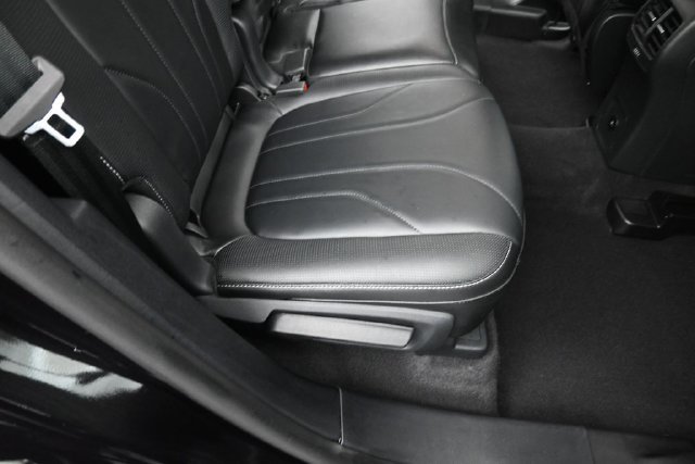 Certified 2026 Ford Escape SE w/ PHEV Premium Package FWD image 27